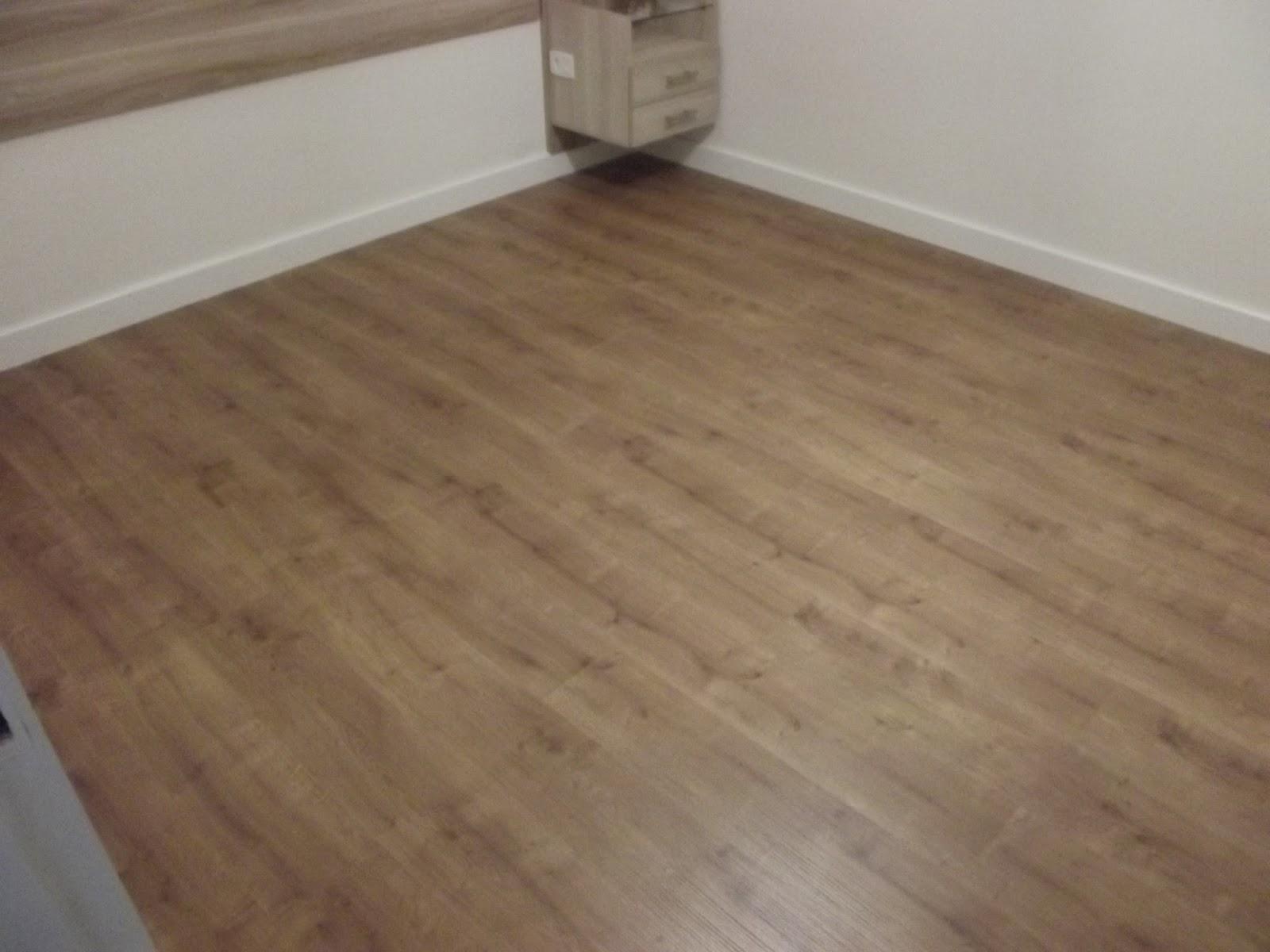 Piso laminado Carvalho York linha Ritz Durafloor